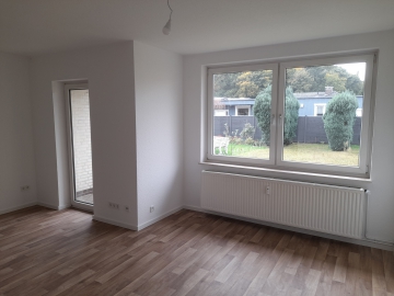 1-Zimmer-Wohnung mit Gartenanteil 1-Zimmer-Wohnung mit Gartenanteil