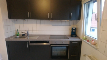 5 Zimmer mit Balkon in der Stadtmitte 5 Zimmer mit Balkon in der Stadtmitte